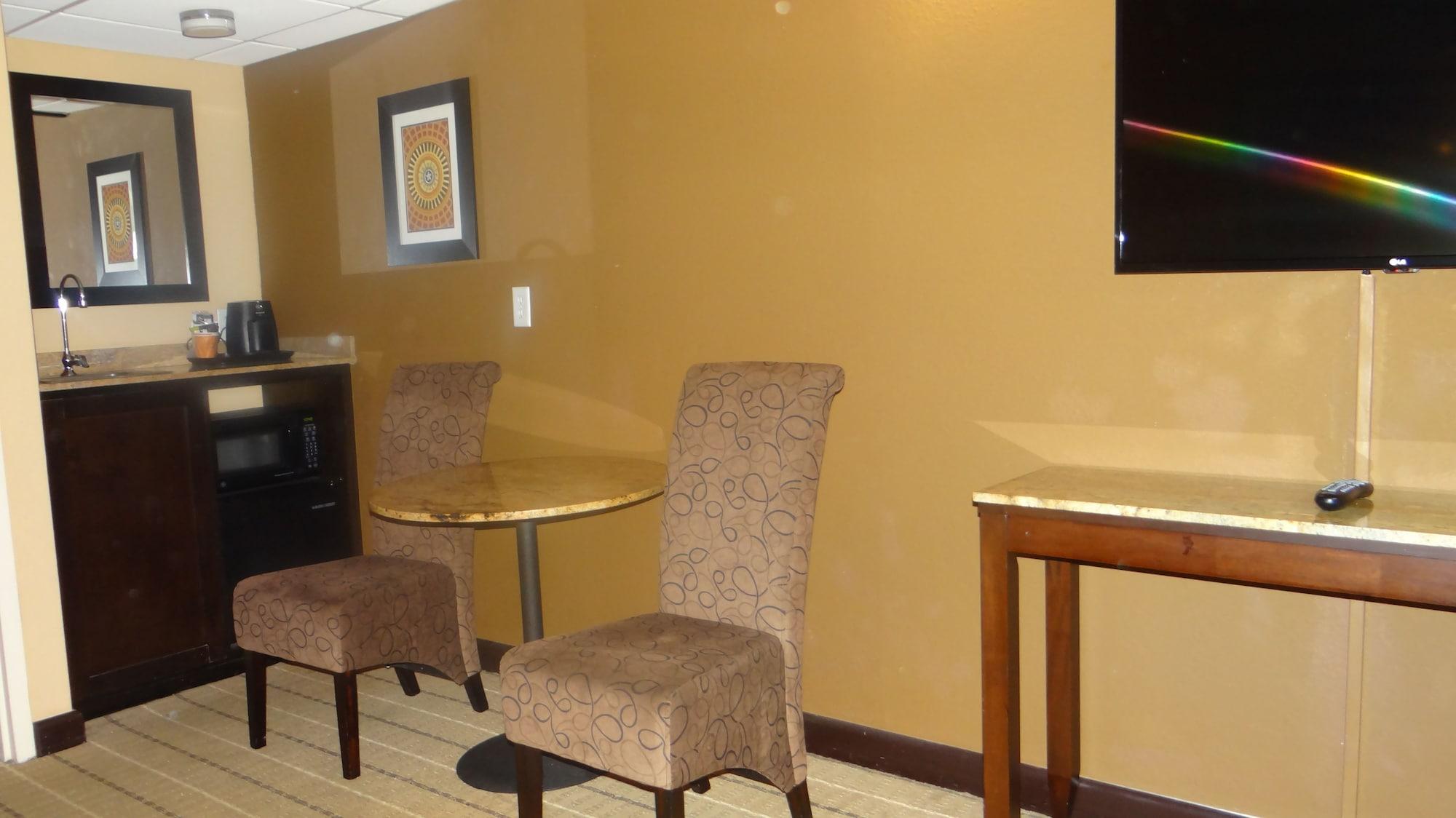 Wyndham Garden Oklahoma City Resort & Conference Hotel Near Airport, Fairgrounds Paycom & I40 Exteriör bild