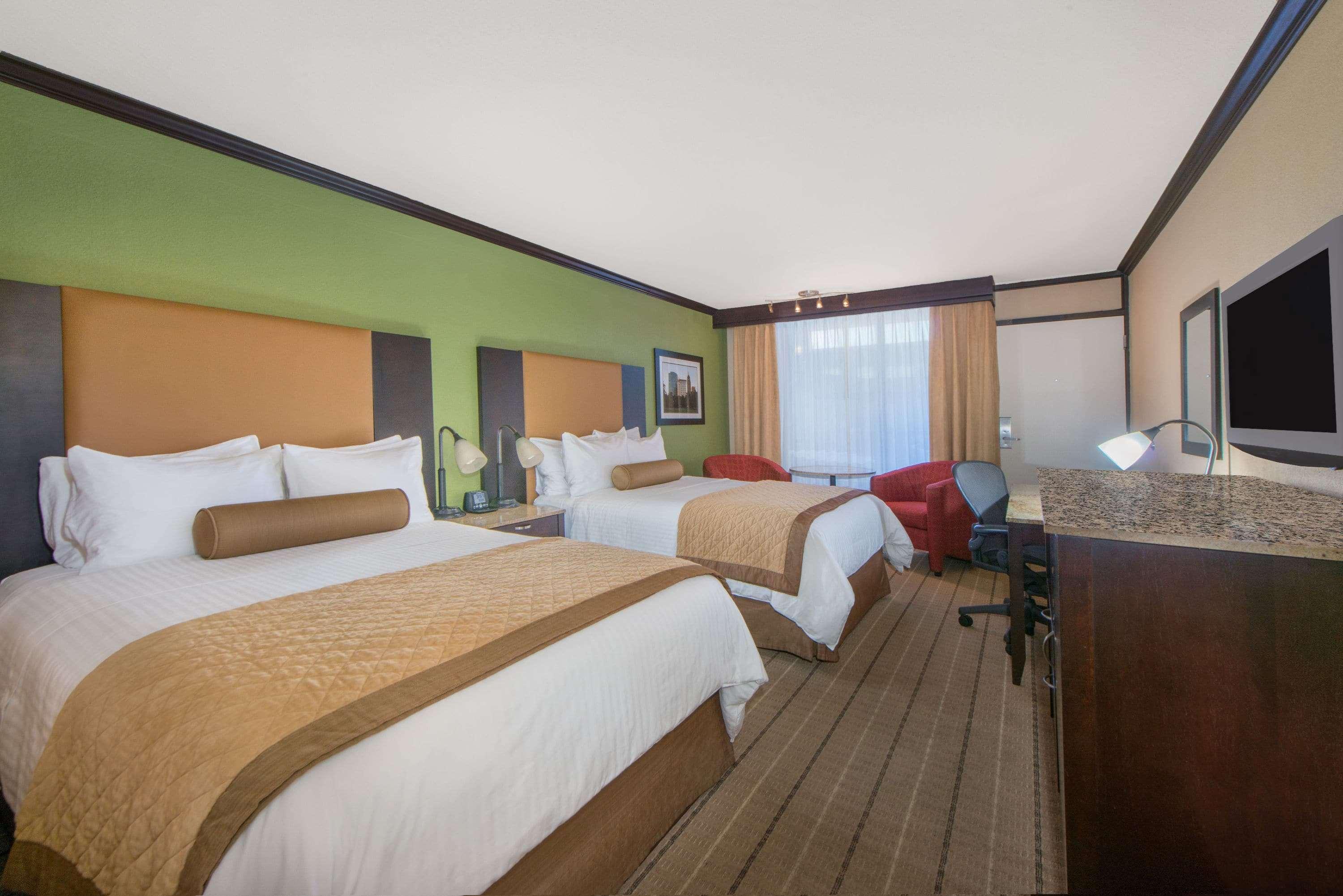 Wyndham Garden Oklahoma City Resort & Conference Hotel Near Airport, Fairgrounds Paycom & I40 Exteriör bild