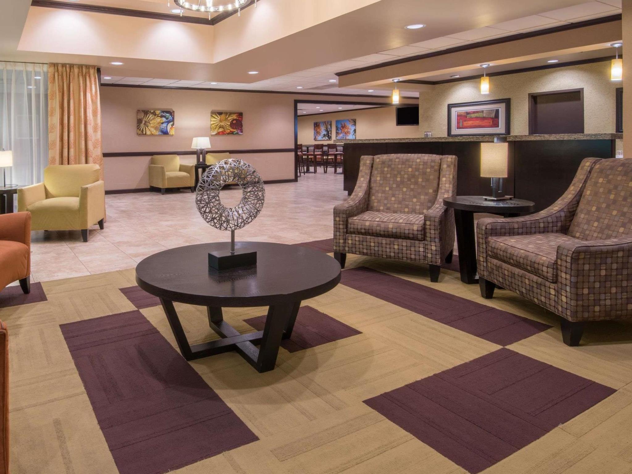 Wyndham Garden Oklahoma City Resort & Conference Hotel Near Airport, Fairgrounds Paycom & I40 Exteriör bild