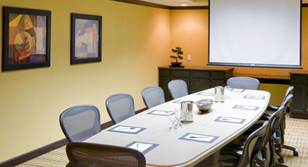 Wyndham Garden Oklahoma City Resort & Conference Hotel Near Airport, Fairgrounds Paycom & I40 Exteriör bild