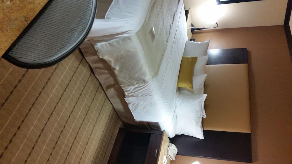 Wyndham Garden Oklahoma City Resort & Conference Hotel Near Airport, Fairgrounds Paycom & I40 Exteriör bild